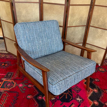 Mid Century Arm Chair 