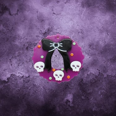 Spooky Goth Hair Clip - Skulls & Bow Wreath Acrylic Barrette - Pastel Gothic Accessory 