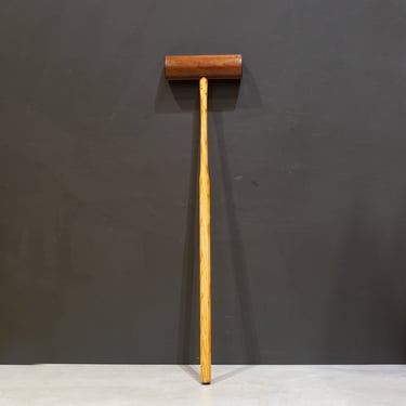 Early 20th c. Walnut and Maple Inlay Croquet Mallet