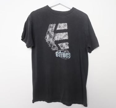 vintage black FADED y2k 90s ETNIES skater grunge t-shirt -- size medium 