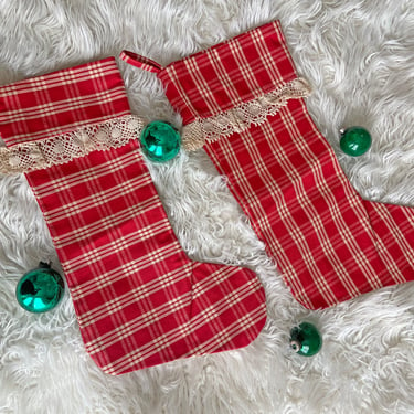 Vintage Red And White Checkered And Lace Stocking // Vintage Christmas Decor // Perfect Gift 