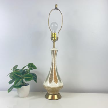 Mid Century Modern Quartile Creative Corp Textured Table Lamp, 1960, Vintage Danish Modern Lamp, Atomic Retro Textured Ceramic Lamp 