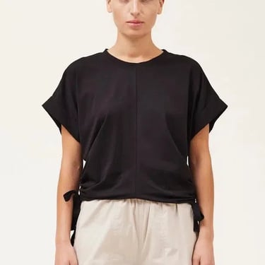 Grade & Gather - Side Scrunch Tee - Black