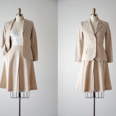 beige wool suit | 80s vintage Jones New York tan cream herringbone wool dark academia style skirt suit 