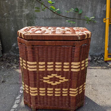 Wicker Laundry Basket 15.5 x 20 x 11