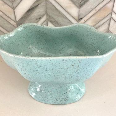 Brush Mid Century Light Blue Speckled Planter, Vase, No. 820, Footed, Scalloped, Classic MCM Pottery 