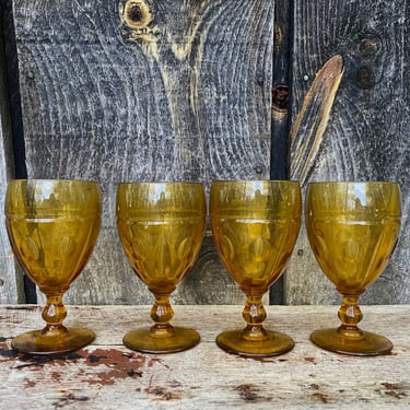 Orange Glasses -- Set of 4 Orange Goblets -- Amber Goblets -- Set of 4 Goblets - Vintage Goblets - Amber Glassware - Goblets - Wine Glasses 