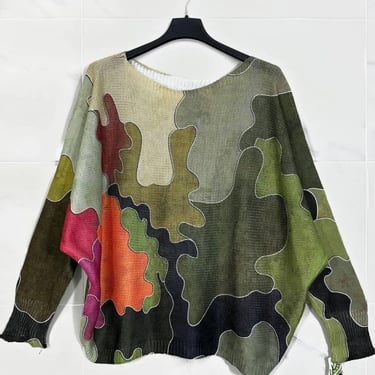 One Size Camo Style Printed Sweater LOOWIE