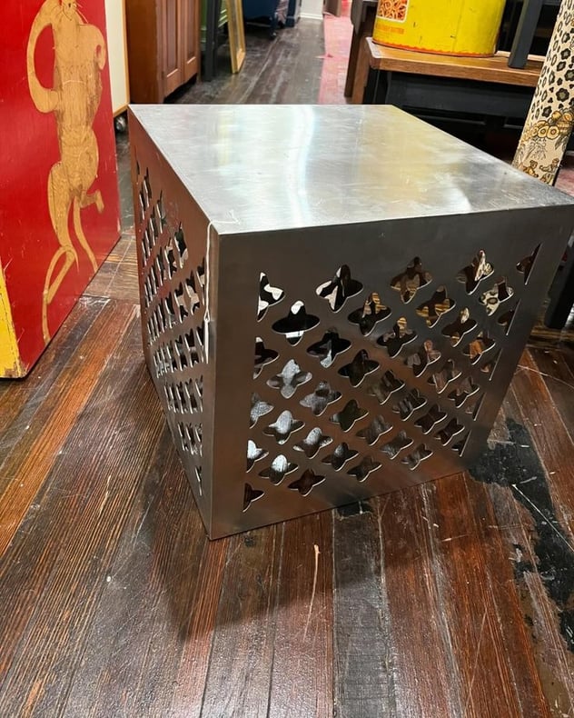 Metal cube table. 16” x 16” x 16” 