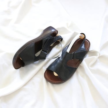 black leather sandals - 8w - see details 