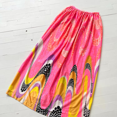 1970s Neon Pink Patterned Maxi Skirt 