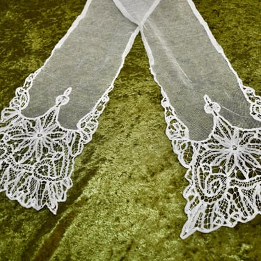 Antique Handmade Brussels 1800s Lace Lappet Collar Scarf Made In France Wedding Scarf Shawl Gift for Her Bride Gift Heirloom Lace Lappet 