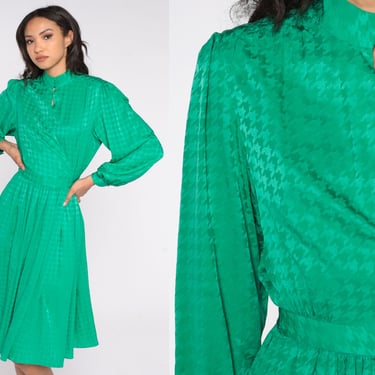 Green Houndstooth Dress 80s Midi Dress Long Sleeve Secretary Mandarin Collar Pleated Embossed Belted High Waist Vintage 1980s Small Medium 