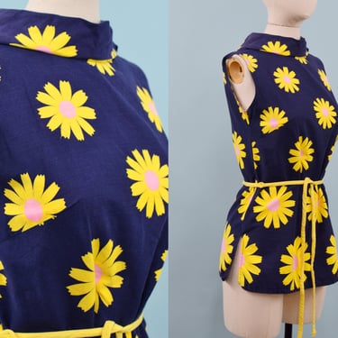 1960s Flower Power Print High Neck Tunic w/ Belt, 60s Psychedelic, Size Small by Mo