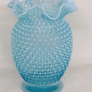 Fenton Hobnail Style Opalescent Blue Glass Ruffle Top Large Vase 2862B