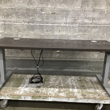 Adjusting Height Work Table (Seattle)