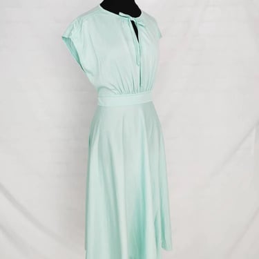 Vintage 70s Mint Polyester Dress // Deadstock A-Line with Tie Belt 