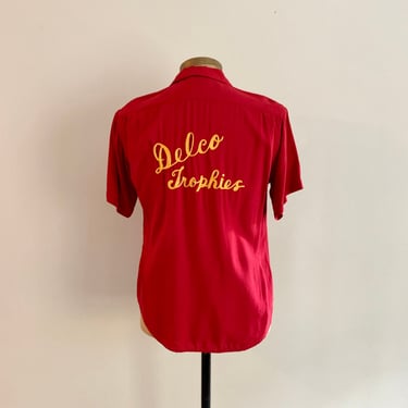 1950s vintage rayon nat nast bowling shirt-chain stitch Delco Trophies-size S 