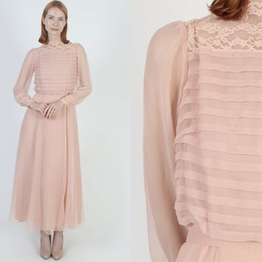 Pleated Peach Long Chiffon Dress / Accordion Pleated Thin Material / Vintage 70s Avant Garde Monochrome 