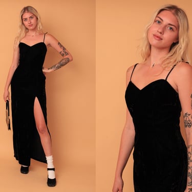 Vintage 1980s Jet Black Crushed Velvet Full Length Sleeveless Maxi Gown w/ Side Slit & Sweetheart Neckline 