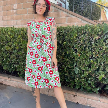1960 red and green floral linen dress with matching belt 