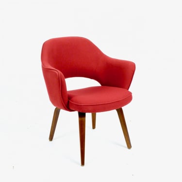 Executive Arm Chair by Eero Saarinen