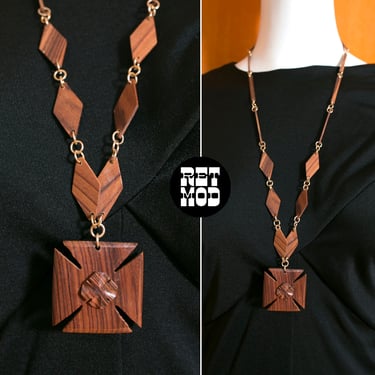 Unique Lightweight Vintage 60s 70s Wood Maltese Cross Pendant Necklace 