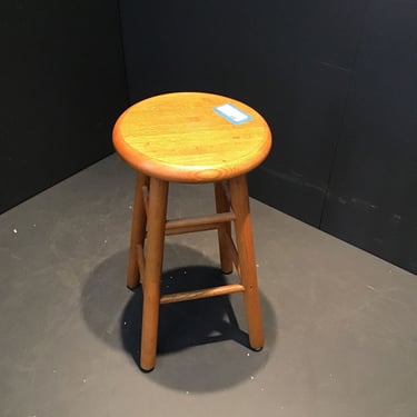 Classic Wooden Stool (Seattle)