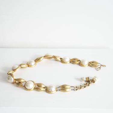 Chunky Faux Pearl Statement Necklace