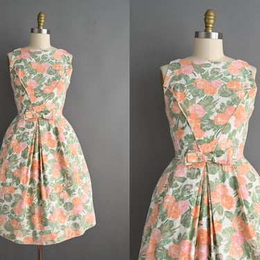 vintage 1950s Dress | Vintage Peach Floral Pront Full Skirt Party Dress | Small 