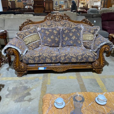 Ornately Wooden Carved French Style Loveseat