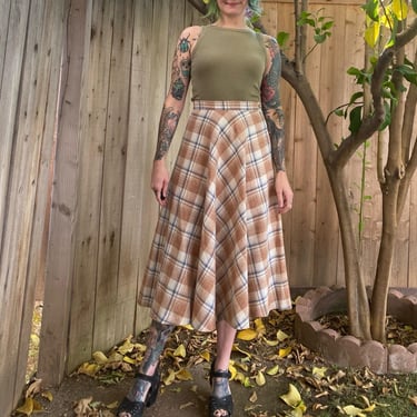 Vintage 1970’s Tan and White Plaid Wool Skirt 