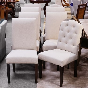 Set of 8 Bassett Parson Dining Chairs