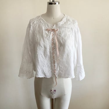 White Dress Top with Embroidery and Crochet Details - Early 1900s/1910s 