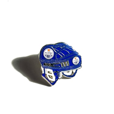 Vintage Edmonton Oilers Enamel Pin Helmet NHL