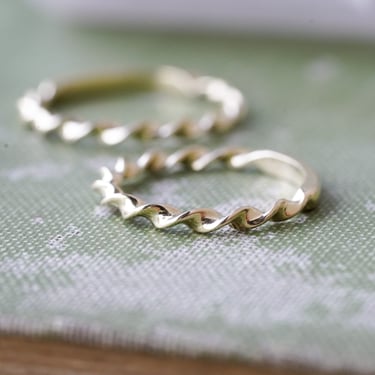 14k Twist Ring