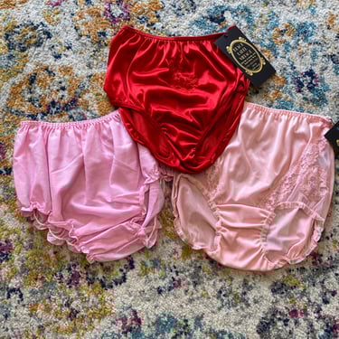 vintage 1960s lot of womens panties 60s undies pink and red underwear pin up sm 