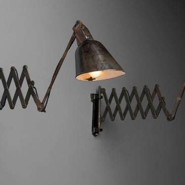 Wallgraph Scissor Lamps