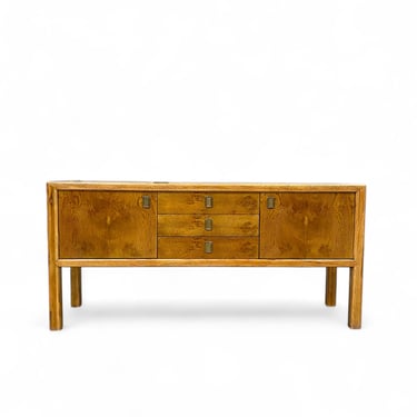 Vintage Credenza by Century in English Pippy Oak 