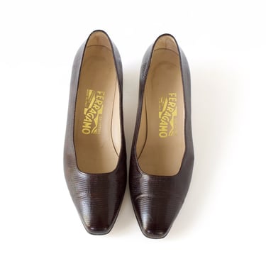 SALE - 1970s Salvatore Ferragamo Embossed Leather Pumps - Vintage 70s Classic Designer High Heels - Size 7 