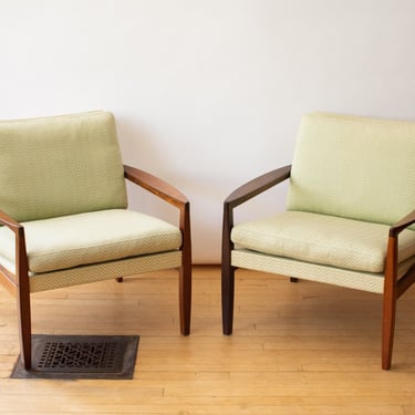 Pair of Hans Olsen Lounge Chairs
