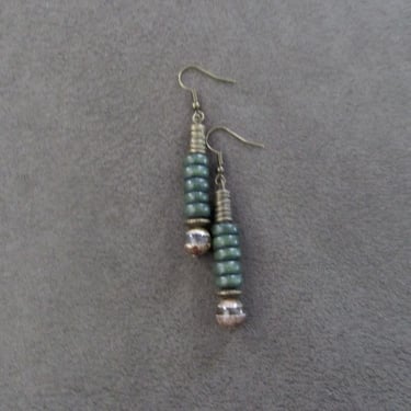 Wooden and Tibetan agate earrings, green 