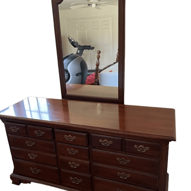 Thomasville Georgian Triple 9 Drawer Dresser & Mirror MH161-33