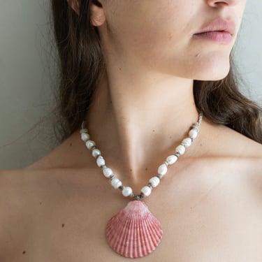 Mermaid Necklace with Pearls & Shell