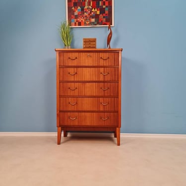 Midcentury danish design chest of drawers / drawer dresser /5 drawers cabinet from the sixties 1960s vintage mahaogany 