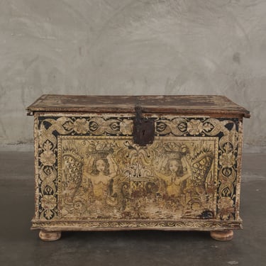 RARE ITALIAN LATE GOTHIC PAINTED CASSONE,  1480-1530