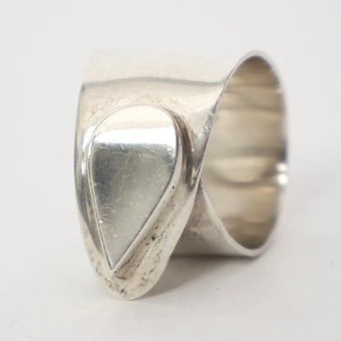 Sterling Silver Tear Drop Ring