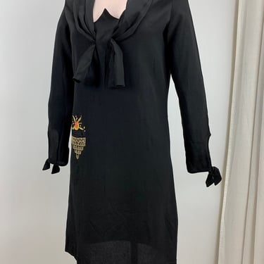 Authentic 1920's Silk Crepe Dress - Unusual Neckline with Bow - Embroidery Pocket Detail - Great Gatsby Style - Women's Size Small 