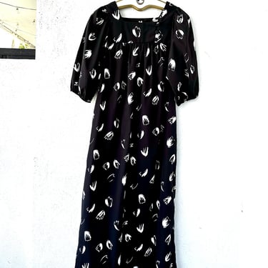 Vintage 70s Sears Hawaiian Muumuu Black Floral Hawaii Caftan 1970s Dress 