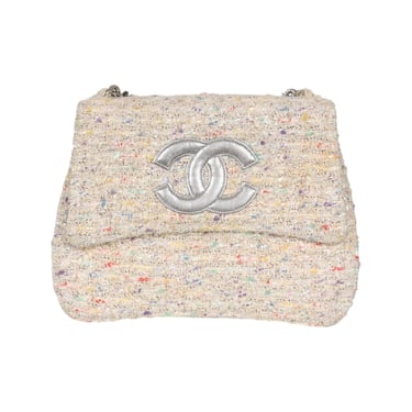 Chanel White Tweed Chain Bag